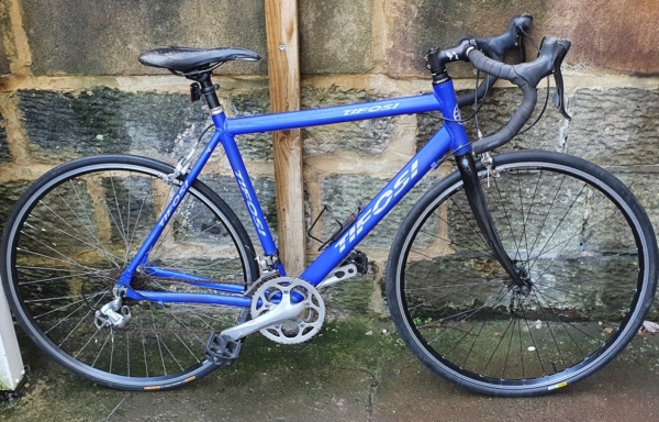 Tifosi alloy carbon road bike, blue