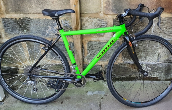 Kona Jake the Snake alloy/carbon cross bike, bright green