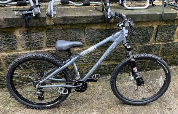 Saracen Instinct alloy disc MTB, grey