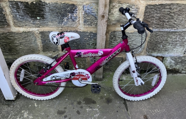 Huffy Rock Star 20in kids bike, pink