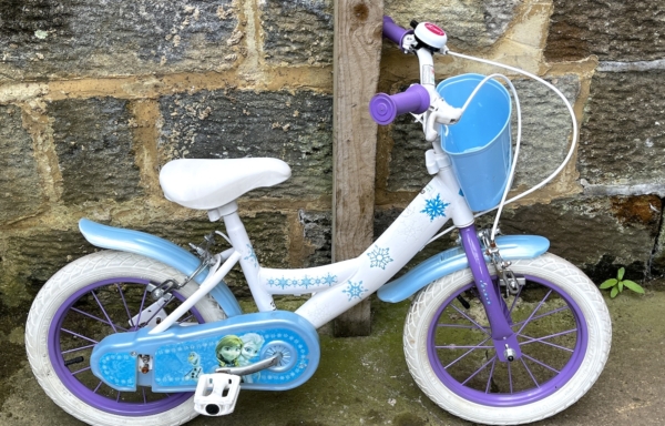 Disney Frozen 14in kids bike, white