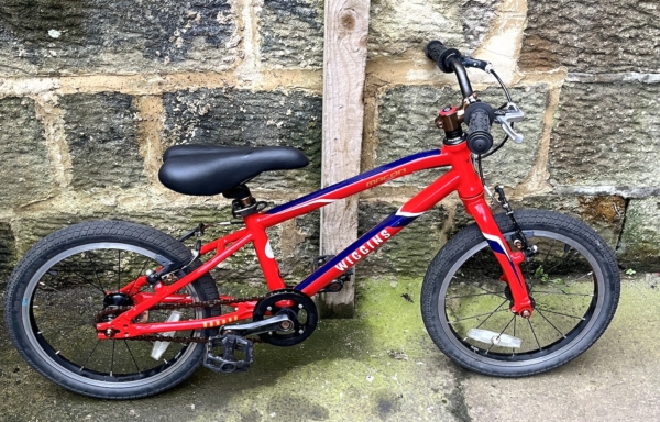 Wiggins Macon alloy 16in kids bike, red