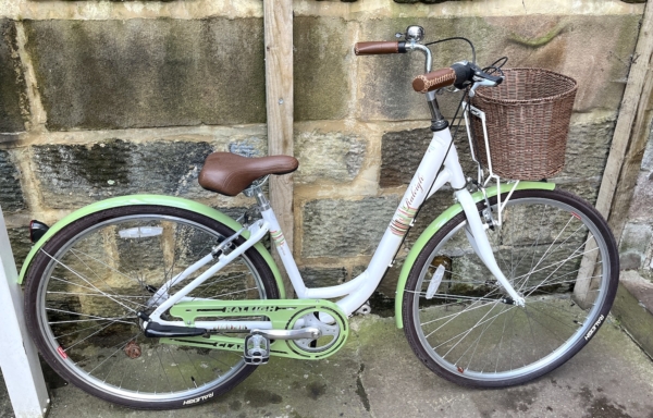 Raleigh Caprice step thru ladies bike, white (barely used)