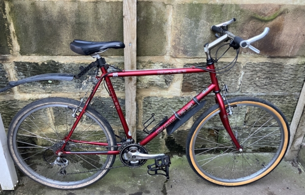 Dawes Omega lightweight steel MTB-hybrid, red