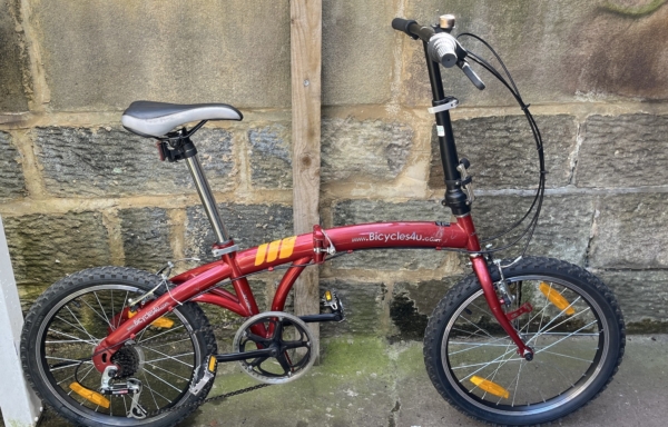 Bicycles4U 20in folding bike, metallic red