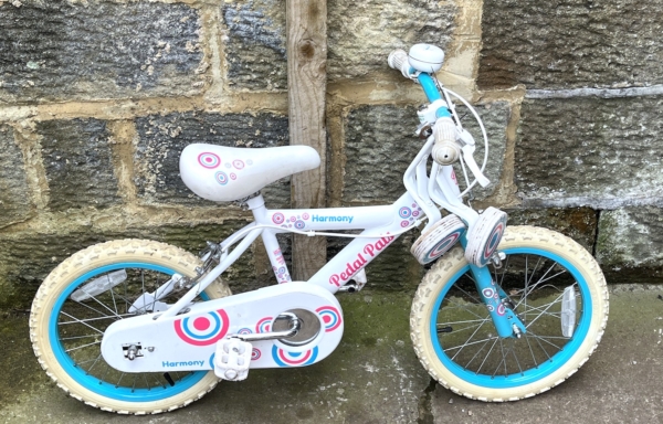 Pedalpals Harmony 16in kids bike, white