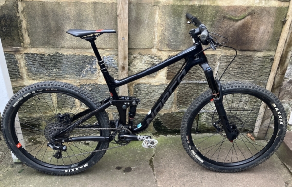 Norco Sight C7 carbon 27.5in MTB