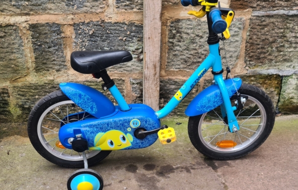 Btwin kids 14in, blue