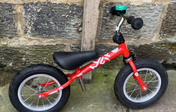 Yedoo Fifty balance bike, red