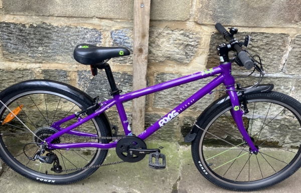 Frog 62 alloy 24in kids, purple (barely used)