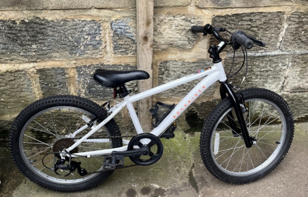 Btwin Rockrider 20in kids bike, white