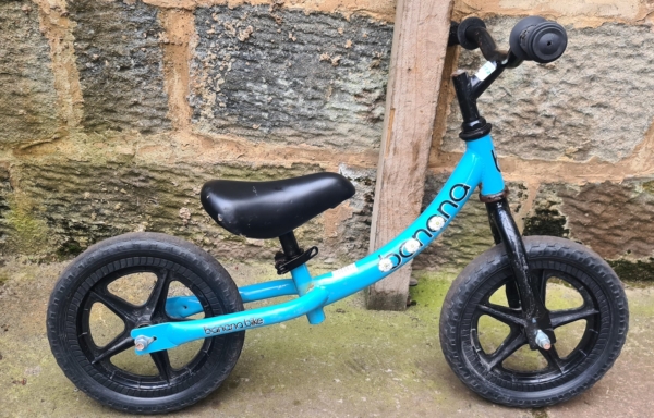 Banana Balance Bike, blue