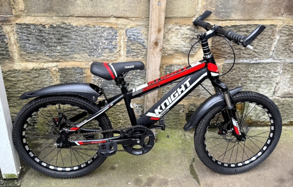 Knight n600 disc 20in kids bike, black (barely used)